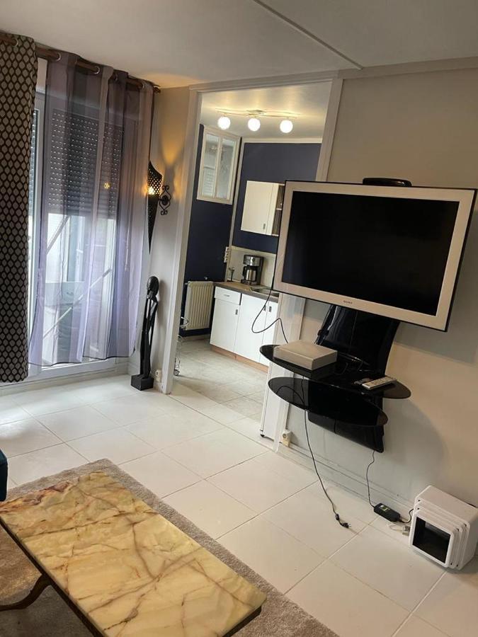 Ferienwohnung A 2 Pas De La Gare Chalon-sur-Saône Exterior foto